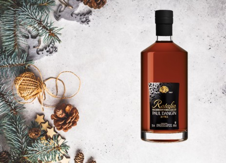 Mise en lumière de notre Ratafia de Champagne